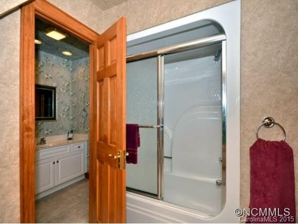 227 MAPLE HILL DRIVE - Photo 21