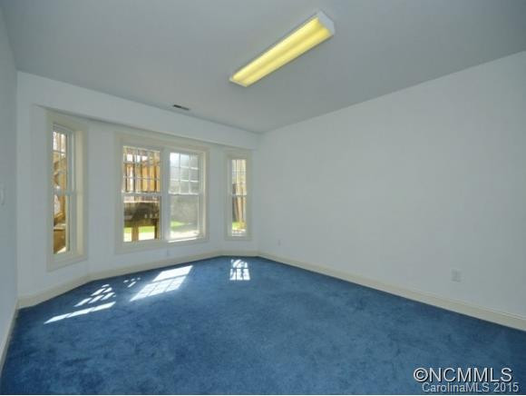 6 SPLIT CREEK COURT - Photo 18