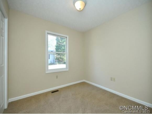 121 OAK TERRACE - Photo 8
