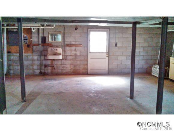 4581 US Hwy 19 - Photo 16