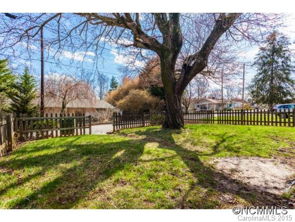 606 Brookshire Street - Photo 3