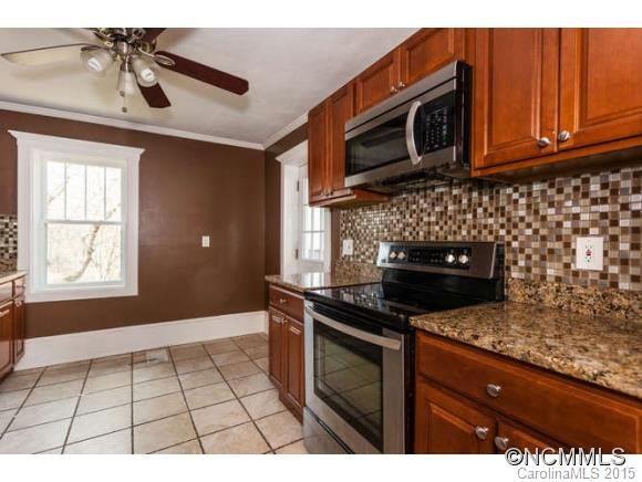 606 Brookshire Street - Photo 8