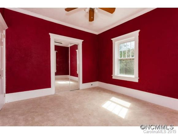 606 Brookshire Street - Photo 10