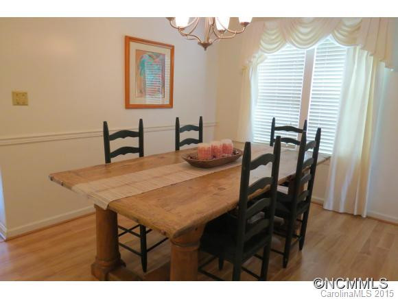 2601 Sagamore Lane - Photo 9
