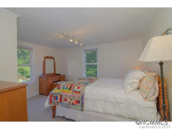 411 Hiawassee Avenue - Photo 13