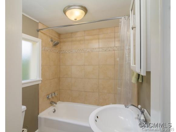 411 Hiawassee Avenue - Photo 8