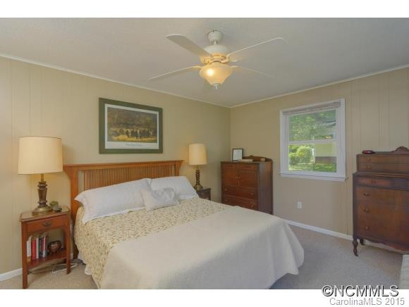 411 Hiawassee Avenue - Photo 10