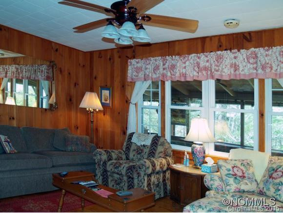 276 Wolf Ridge Road - Photo 6