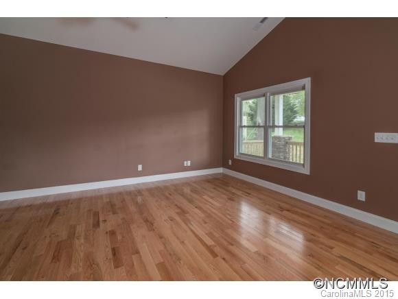11 Bowen Road - Photo 13
