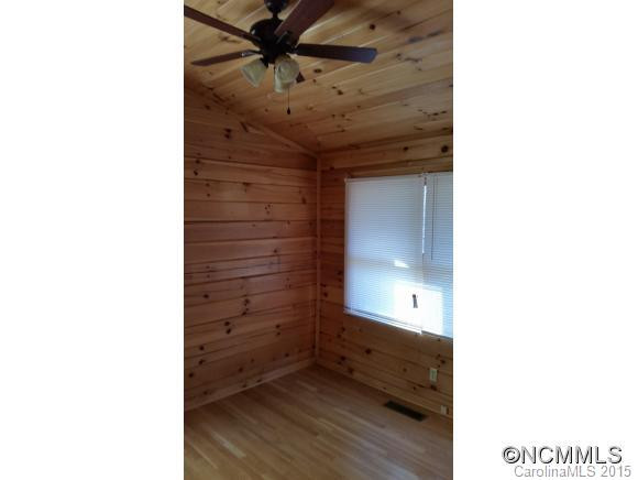 1044 Bee Tree Rd - Photo 7