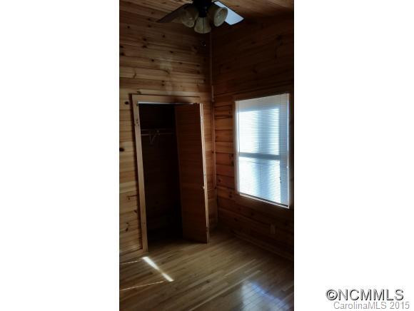 1044 Bee Tree Rd - Photo 8
