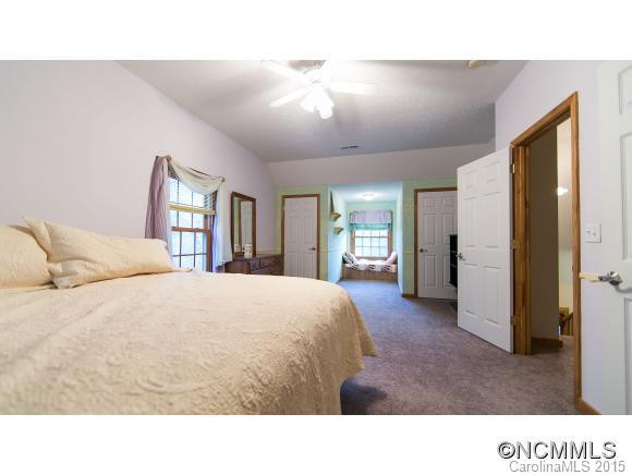 220 Acorn Lane - Photo 14