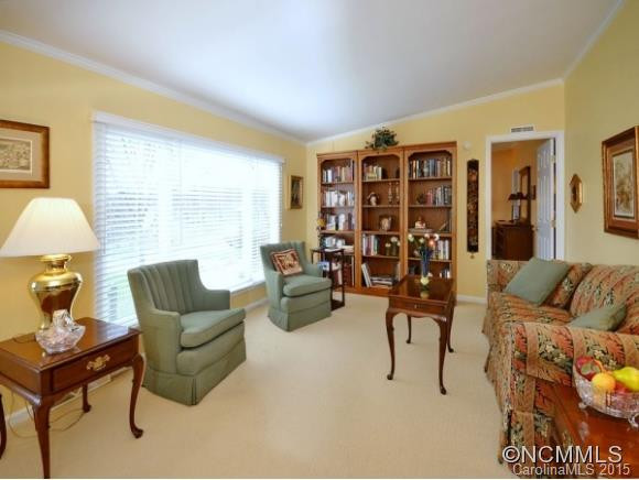 40 VIRGINIA LOOP LANE - Photo 2