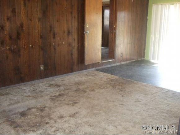 130 Homestead Rd - Photo 3