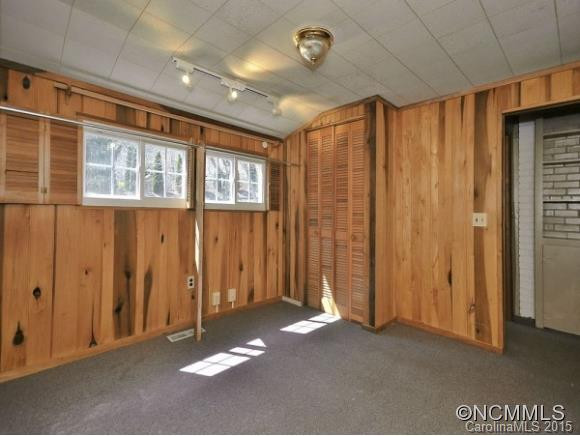 1104 Oxner Cove Road - Photo 11