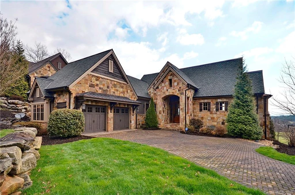 572 Walnut Valley Parkway