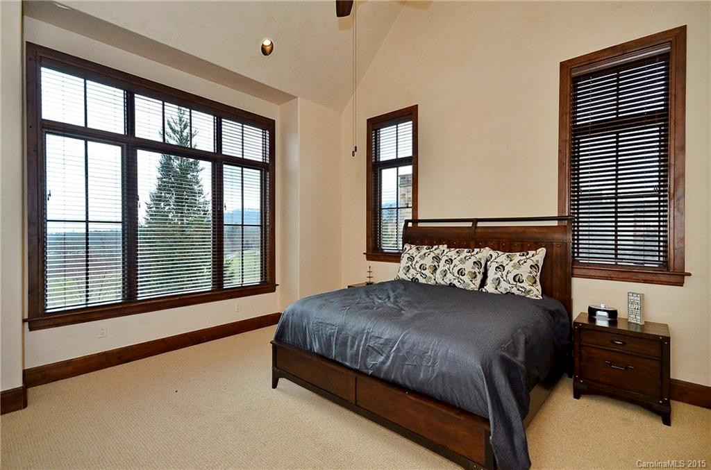 572 Walnut Valley Parkway - Photo 15