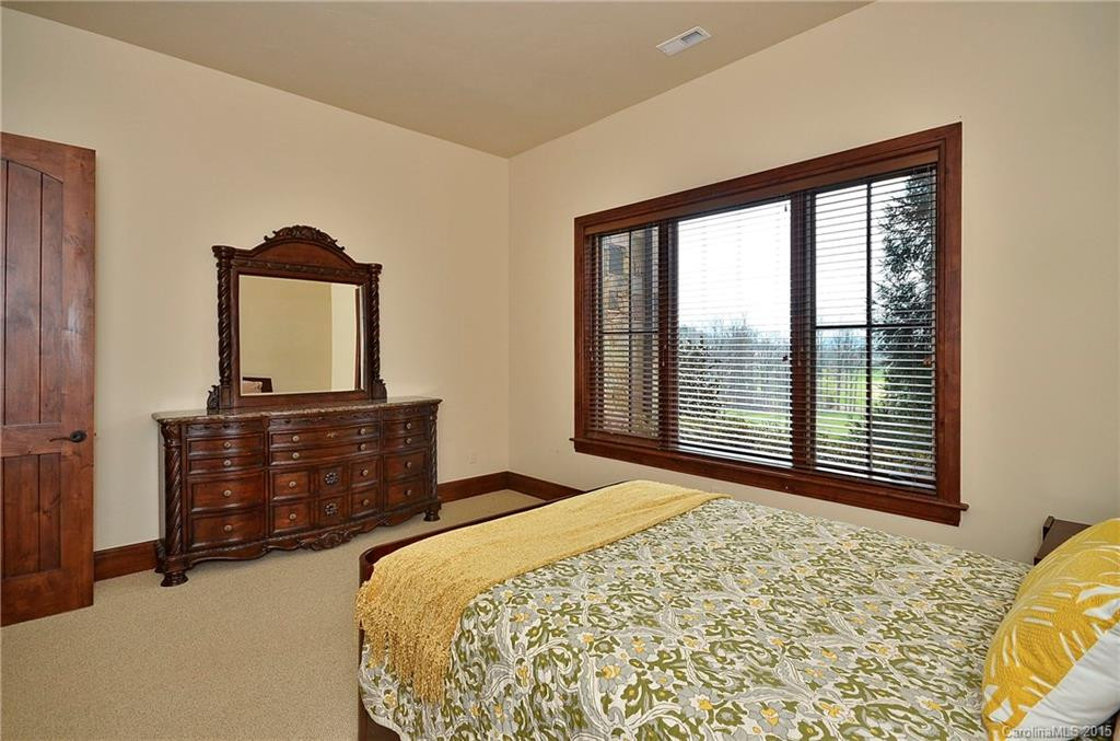 572 Walnut Valley Parkway - Photo 17
