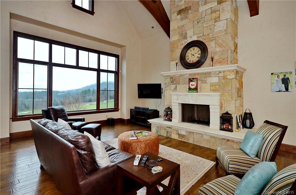 572 Walnut Valley Parkway - Photo 4