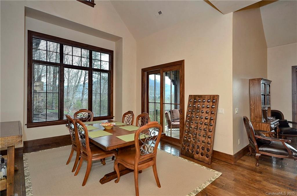 572 Walnut Valley Parkway - Photo 7