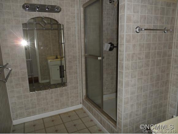 254 Wildwood Terrace - Photo 7