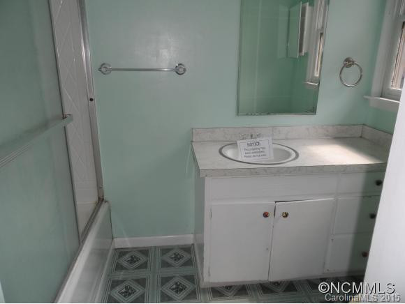254 Wildwood Terrace - Photo 8