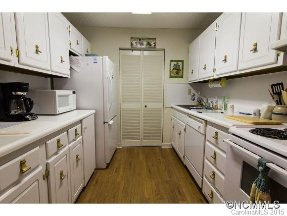 111 Shepard Square #603 - Photo 4