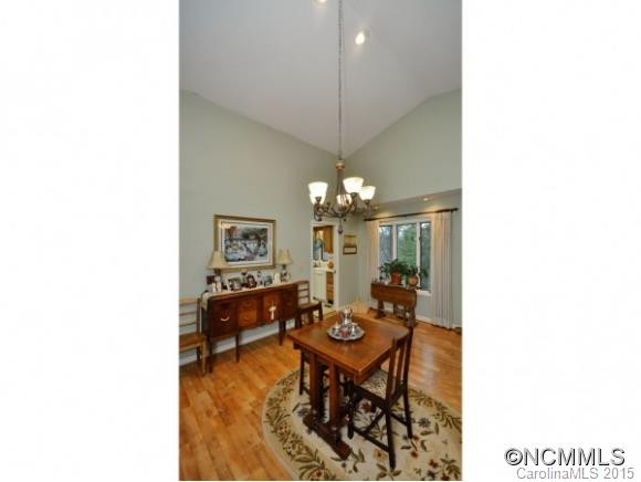 102 N. SCARLET OAK LANE - Photo 4