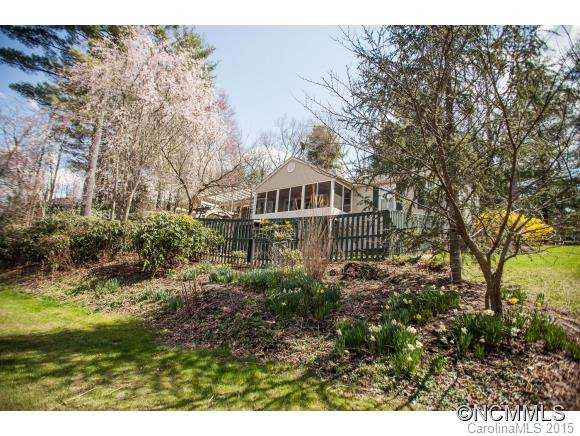 2760 Leucothae Way - Photo 2