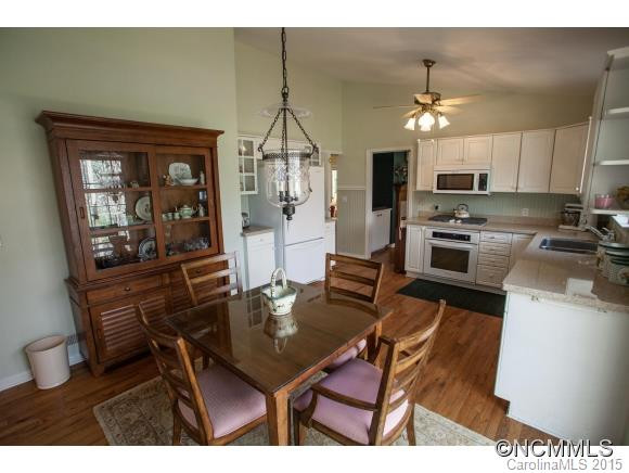 2760 Leucothae Way - Photo 15