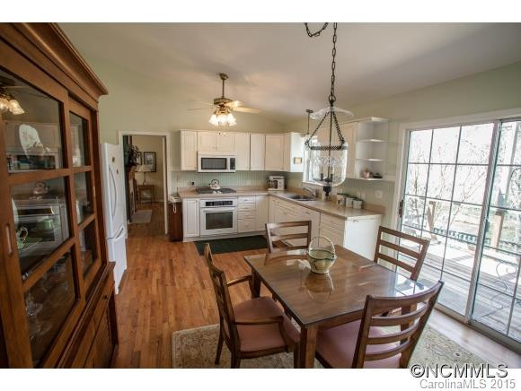 2760 Leucothae Way - Photo 16