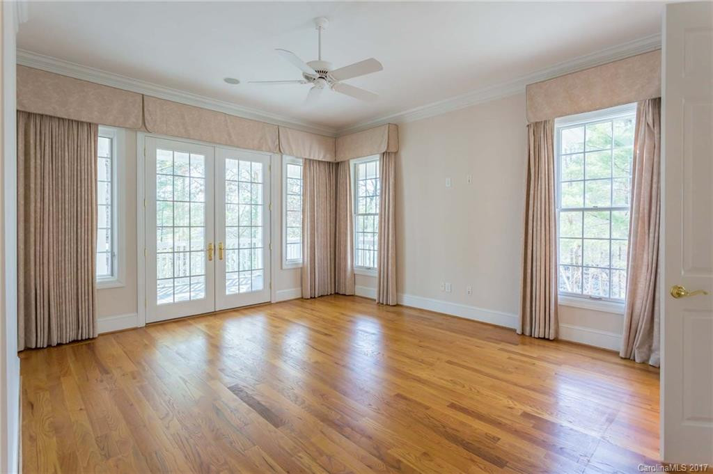 1846 Southpointe Dr - Photo 12