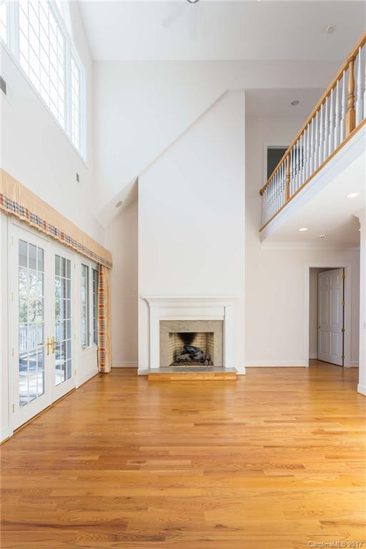 1846 Southpointe Dr - Photo 3