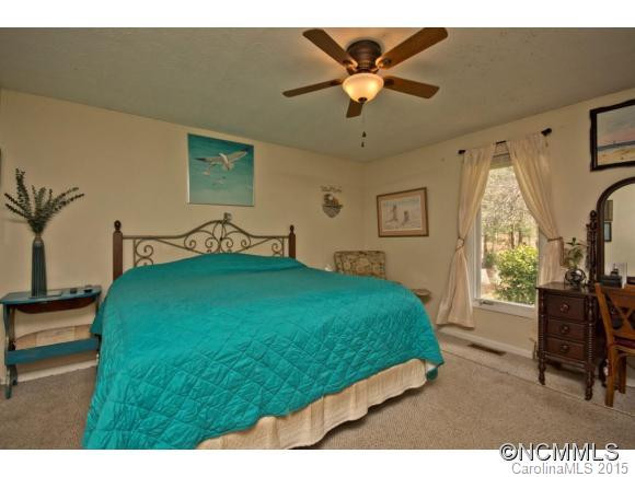 43 Westview ln. - Photo 12