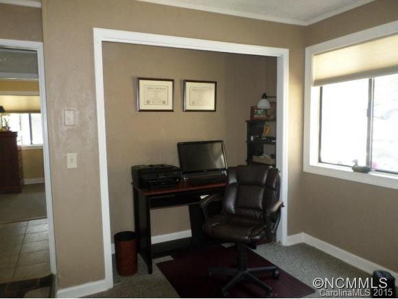 232 Friar Tuck Lane - Photo 16