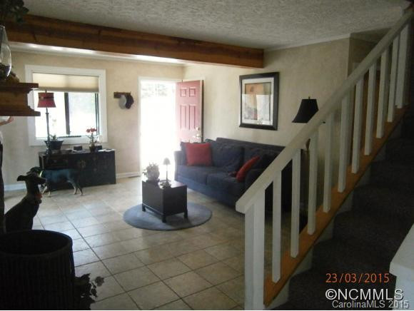 232 Friar Tuck Lane - Photo 4
