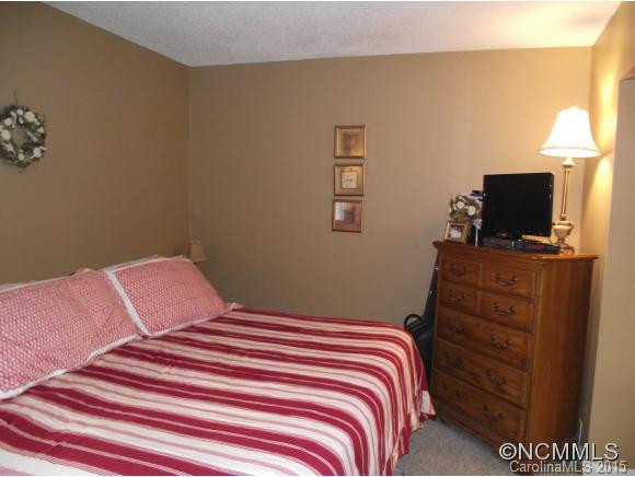 142 Colony Drive - Photo 15