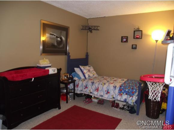 142 Colony Drive - Photo 6