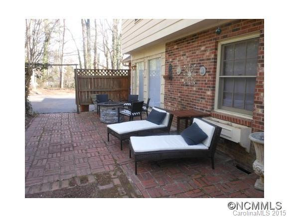 240 Ivy Drive - Photo 19