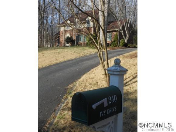 240 Ivy Drive - Photo 23