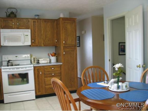 242 Sweetwater Road - Photo 11