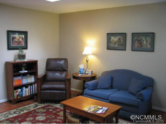 242 Sweetwater Road - Photo 5