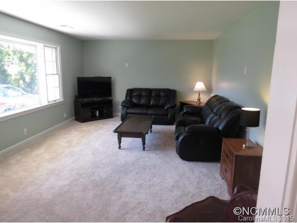 120 Pine Street - Photo 2
