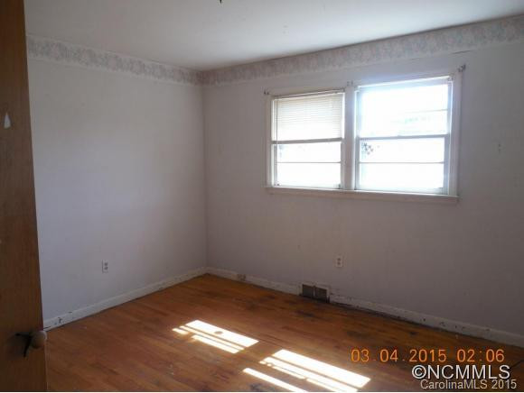 425 Clearview Drive - Photo 5