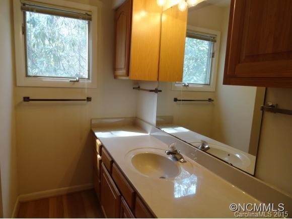 98 CREEKSIDE DRIVE - Photo 10