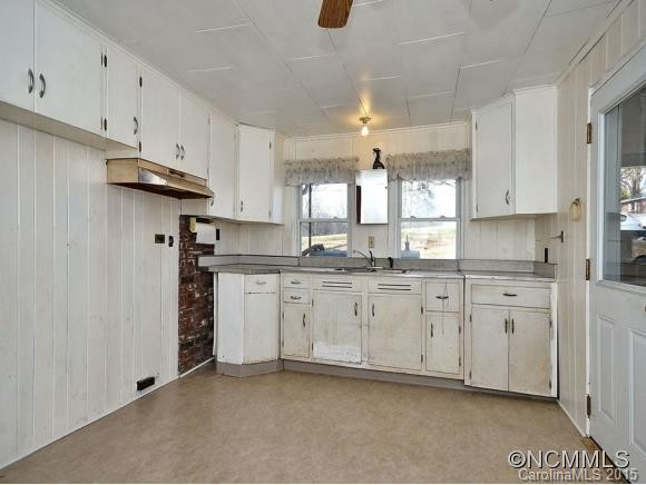 742 ASBURY ROAD - Photo 5