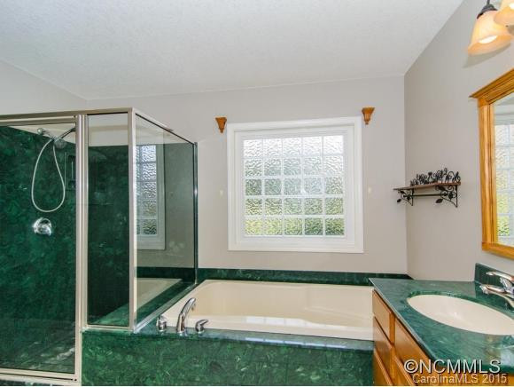 43 N. COLLEGE STREET - Photo 6