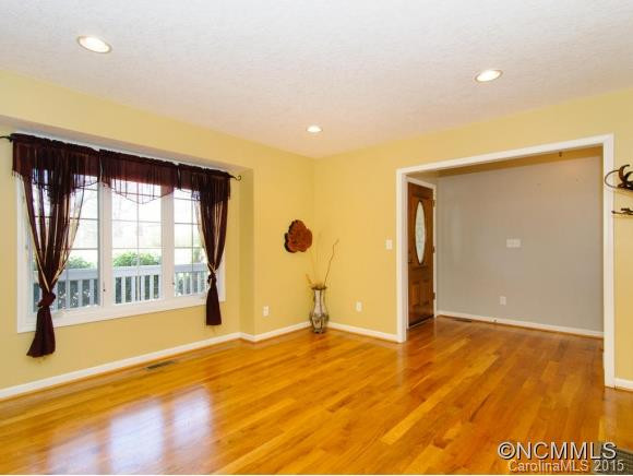 43 N. COLLEGE STREET - Photo 8