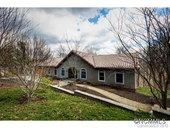 29 Crowningway Drive