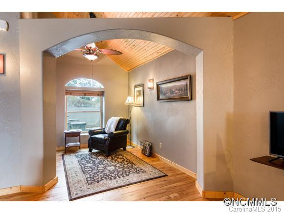 29 Crowningway Drive - Photo 12